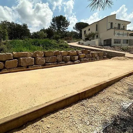 Avec Piscine La Garrigue Villa